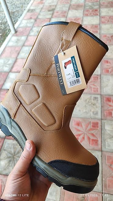 Botinkalar: Qış üçün isti iş çəkmələri - Material: qalın, möhkəm qara dəriyə — 7