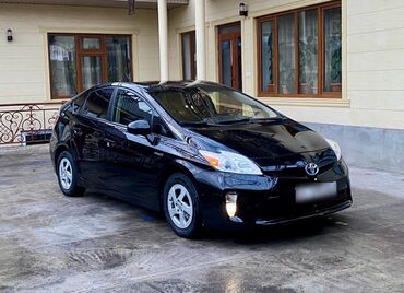 Toyota: Toyota Prius: 2013 г., 1.8 л, Автомат, Гибрид, Хэтчбэк