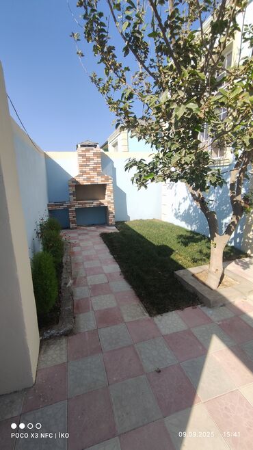 Həyət evləri və villaların satışı: Binə Sovxozda 160 marşurutunun son dayanacağına yaxın həyət evi üçün — 2