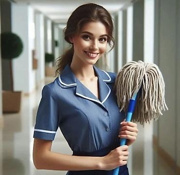 Требуется Клинер(уборщица) на Мойку подъездов оплата в день 1600сом