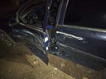 man sat: Opel Vectra: 2 l | 1996 il 231000 km Sedan — 3