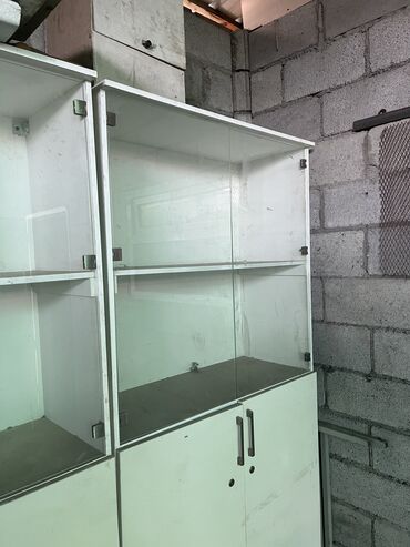 Другое оборудование для бизнеса: Шкаф витрина