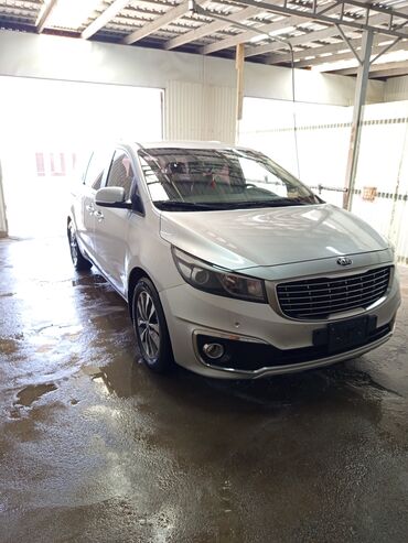обмен на авто с доплатой: Kia Carnival: 2017 г., 2.2 л, Автоматические, Дизель, Минивэн
