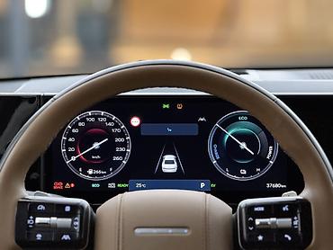 hyundai grace: Hyundai Grandeur: 2023 г., 1.6 л, Автомат, Бензин, Седан — 10