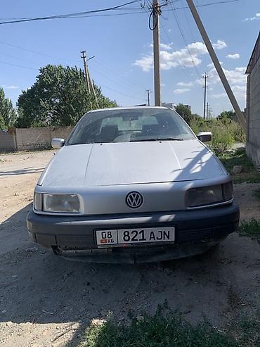 авто эмаль: Volkswagen Passat: 1993 г., Седан — 1