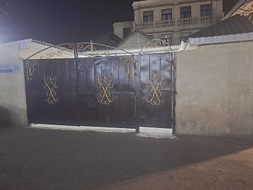 Продажа коттеджей и домов: Предлагается дом, оснащенный козырьком для защиты от солнца и осадков — 17