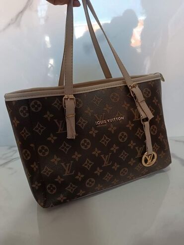 Torbe: Torbe 
Velike cena 4100din, manje po 3000din — 10