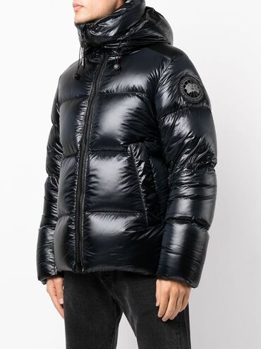 мужская одежда: Куртка L (EU 40), цвет - Черный