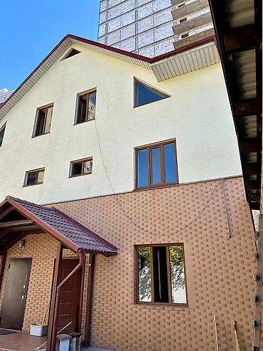 3: 200 м², 5 комнат — 1