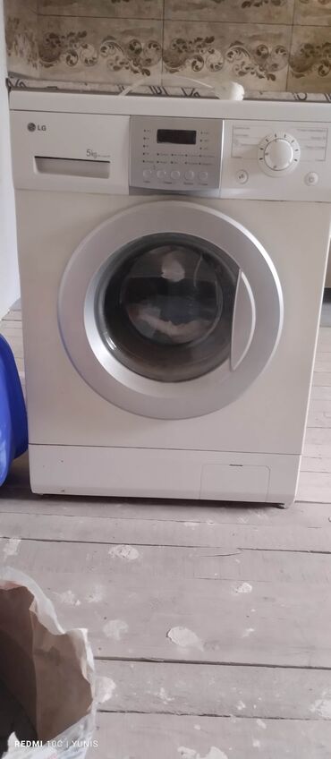 300 manat depazitle masinlar: Paltaryuyan maşın LG, 5 kq, Avtomat, Qurutmasız, Kredit yoxdur