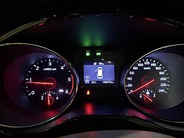 клим: Kia Carnival: 2020 г., 2.2 л, Автомат, Дизель, Минивэн — 10