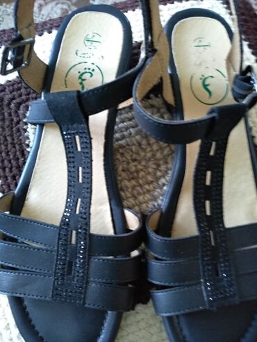 обувь оригинал: Продаю басаножки женские размер 41 новые чёрного цвета Цена 1000