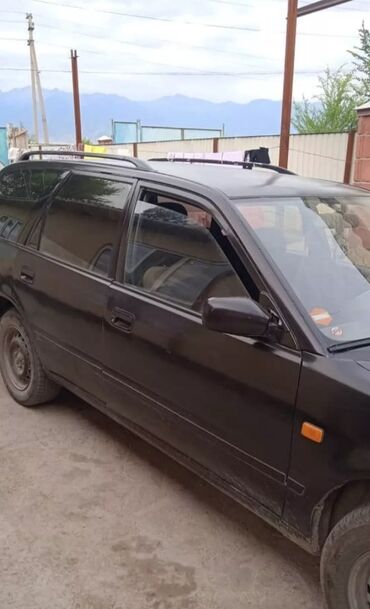 продаю ниссан патрол: Nissan Primera: 1990 г., 1.6 л, Механика, Бензин, Универсал