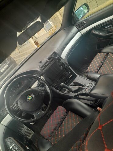 BMW: BMW 5 series: 2.8 l | 1996 il Sedan — 4