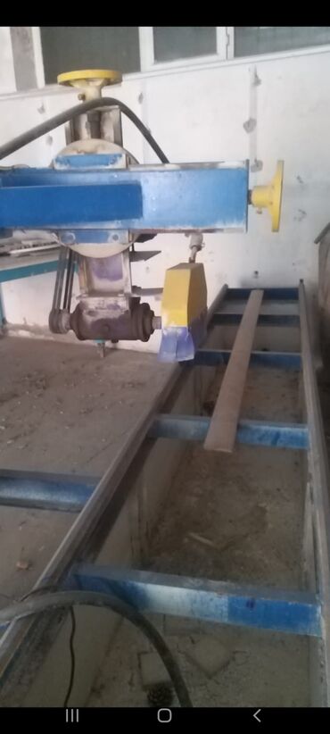 Digər istehsal avadanlığı: Su kesim aparati esasen mermer kesim islerinde istifade edilen — 17