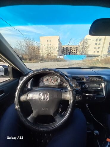 грузовое авто в рассрочку в бишкеке: Honda Civic: 2001 г., 1.5 л, Механика, Бензин, Седан