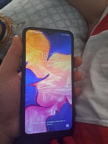 Samsung Galaxy A10, 32 GB, İki sim kartlı
