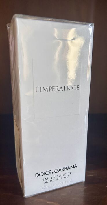 Toyota: L’IMPERATRICE, 100 mq. Duty free’da alınıb. 
55 manat