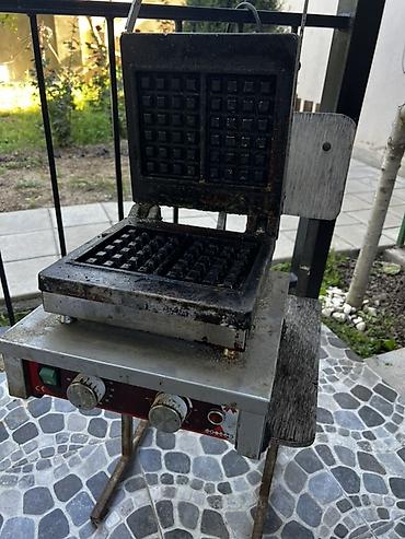 blincik: Peşəkar elektrik vafli aparatı - İki bölməli kvadrat vafli qəlibləri — 4