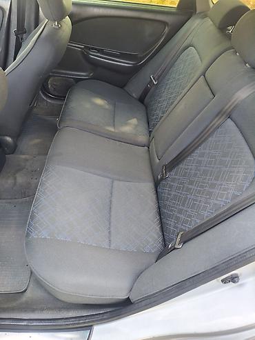 infinity fx35: Toyota Avensis: 2002 г., 1.8 л, Автомат, Бензин, Универсал — 4