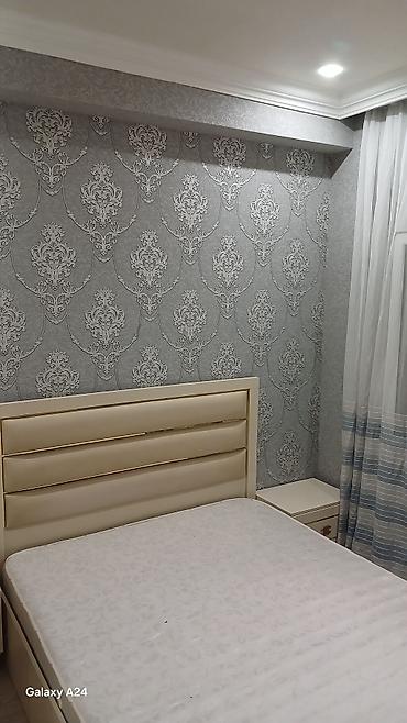 Uzunmüddətli kirayə mənzillər: 3 otaqlı mənzil – zövqlə dizayn edilmiş zal və dəhliz - Geniş və — 8