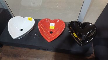 Монтаж и замена сантехники: Монтаж и замена сантехники Больше 6 лет опыта — 24