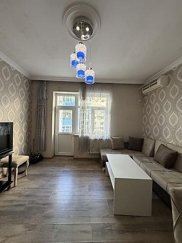 Yeni tikili: 3 otaqlı, Yeni tikili, 64 kv. m — 1