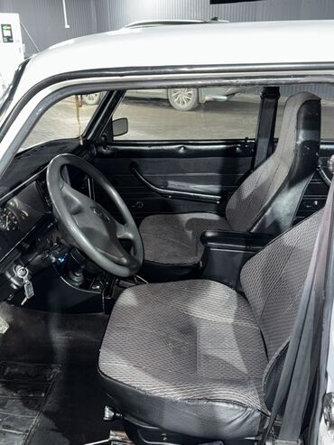 ВАЗ (ЛАДА): ВАЗ (ЛАДА) 2107: 2006 г., 1.6 л, Механика, Бензин, Седан — 8