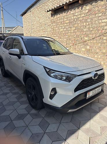 camry 55 exclusive: Toyota RAV4: 2020 г., 2.5 л, Автомат, Гибрид, Внедорожник — 2