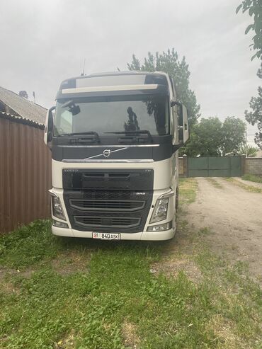 Тягачи: Тягач, Volvo, 2017 г., Без прицепа at lalafo.kg Тягачи: Тягач, Volvo, 2017 г., Без прицепа
