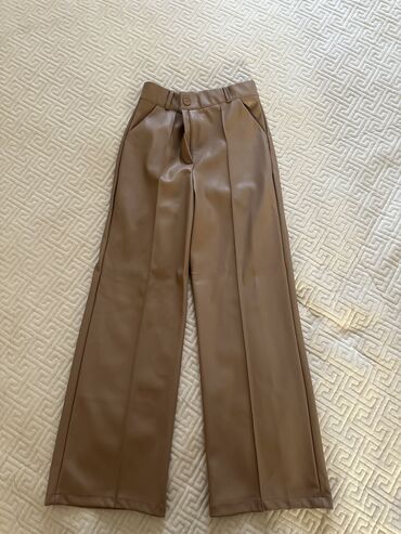 зеленые брюки женские: Повседневные брюки, Прямые, Турция, Осень-весна, S (EU 36)