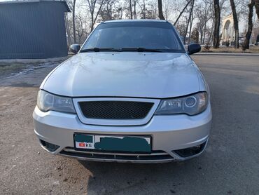 Daewoo: Daewoo Nexia: 2011 г., 1.6 л, Механика, Бензин, Седан