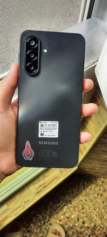 iphone x kreditle satisi: Samsung Galaxy A17, 128 GB, rəng - Qara, İki sim kartlı — 1