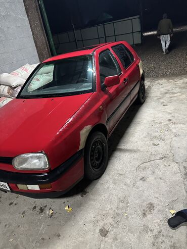 Volkswagen: Volkswagen Golf: 1993 г., 1.8 л, Механика, Хэтчбэк — 16