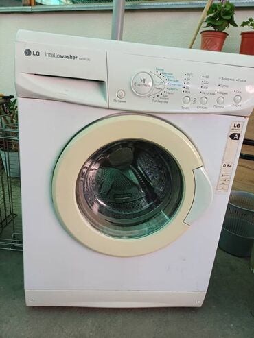 продаю стиральную машину бу: Стиральная машина LG, Б/у, Автомат, До 6 кг, Компактная