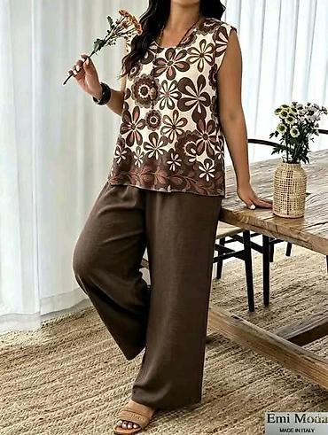 heets davidoff: Komplet za punije
Prelepe boje
2XL 3XL 4XL
Cena : 3000 dinara — 1