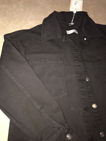 джинсы чёрные: Джинсовая куртка, Свободная модель, S (EU 36), M (EU 38)