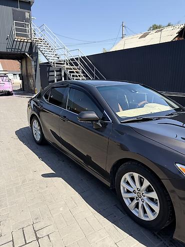 кил 5: Toyota Camry: 2018 г., 2.5 л, Автомат, Бензин, Седан — 4
