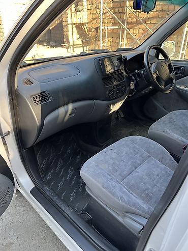 состоя: Toyota Raum: 2000 г., 1.5 л, Автомат, Бензин, Хэтчбэк — 9