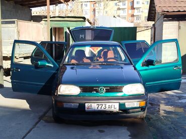 голф 4 4: Volkswagen Golf: 1995 г., 1.6 л, Механика, Бензин