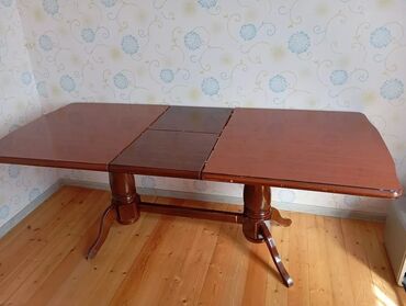 yığılıb açılan stol: Qonaq masası, İşlənmiş, Açılan, Dördbucaq masa, Malayziya