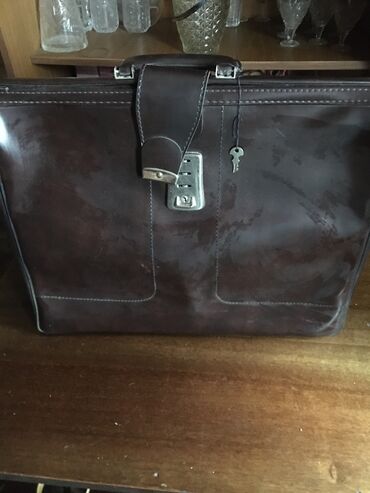 женская деловая сумка портфель: Продаю портфель