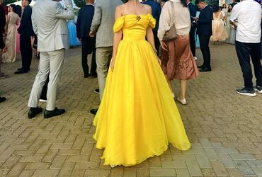 вечернее яркое платье: ПЛАТЬЕ на выпускной 👩🏻‍🎓😍💐!) Как у принцессы 👸🏽 Бэлль 🌼💘 👑💛💖😍😍😍😍!)