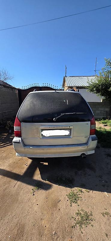 водный катер: Mitsubishi Space Wagon: 1999 г., Механика, Бензин, Универсал — 2