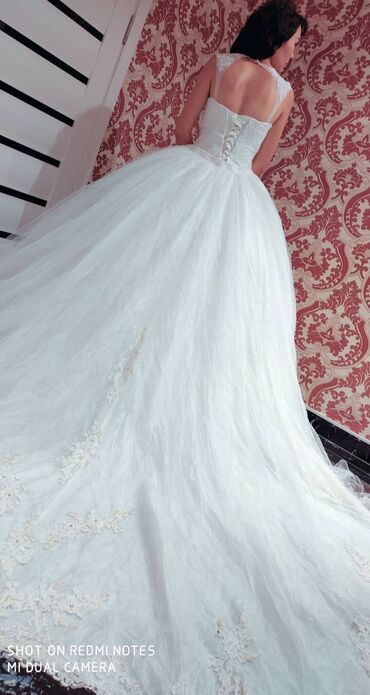 Свадебные платья и аксессуары: Продаю ШЛЕЙФ ❗️❗️❗️ ✅ универсальный ✅ для фотосессии и для живой