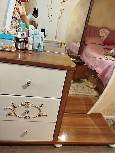Komod 3sivirmeli,boyuk guzgulu lalafo.az -da Komod 3sivirmeli,boyuk guzgulu