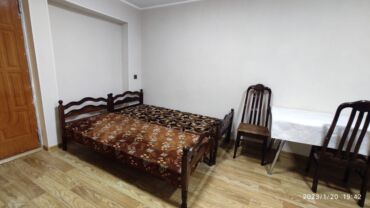 Uzunmüddətli kirayə mənzillər: Qarayevde 5/5 mertebesinde 1 otaqli ev komunal daxil 350 — 9
