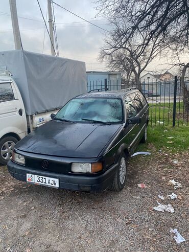 Volkswagen: Volkswagen Passat: 1990 г., 1.8 л, Механика, Бензин, Универсал