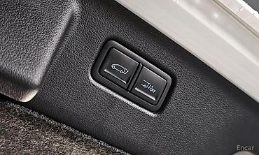 byd e6: Hyundai Staria: 2024 г., 1.6 л, Робот, Гибрид, Минивэн — 2
