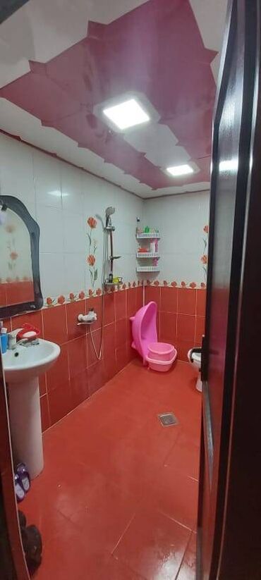 Yeni tikili: Bakıxanov qəs., 2 otaqlı, Yeni tikili, m. Qara Qarayev, 80 kv. m — 9